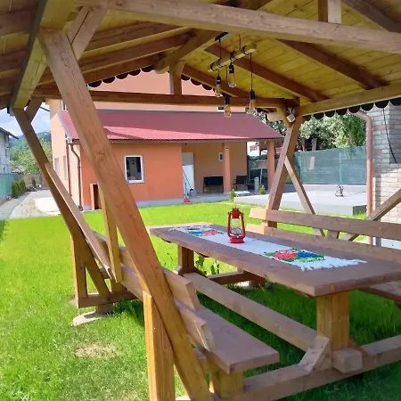 Pensiunea Casa La Cozacu