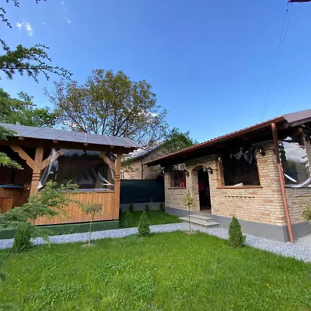 Pensiunea Casa La Cozacu Moisei